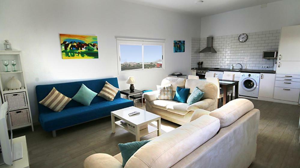 Villa Albe, Jacuzzi Con Vistas Al Mar อาโรนา ภายนอก รูปภาพ